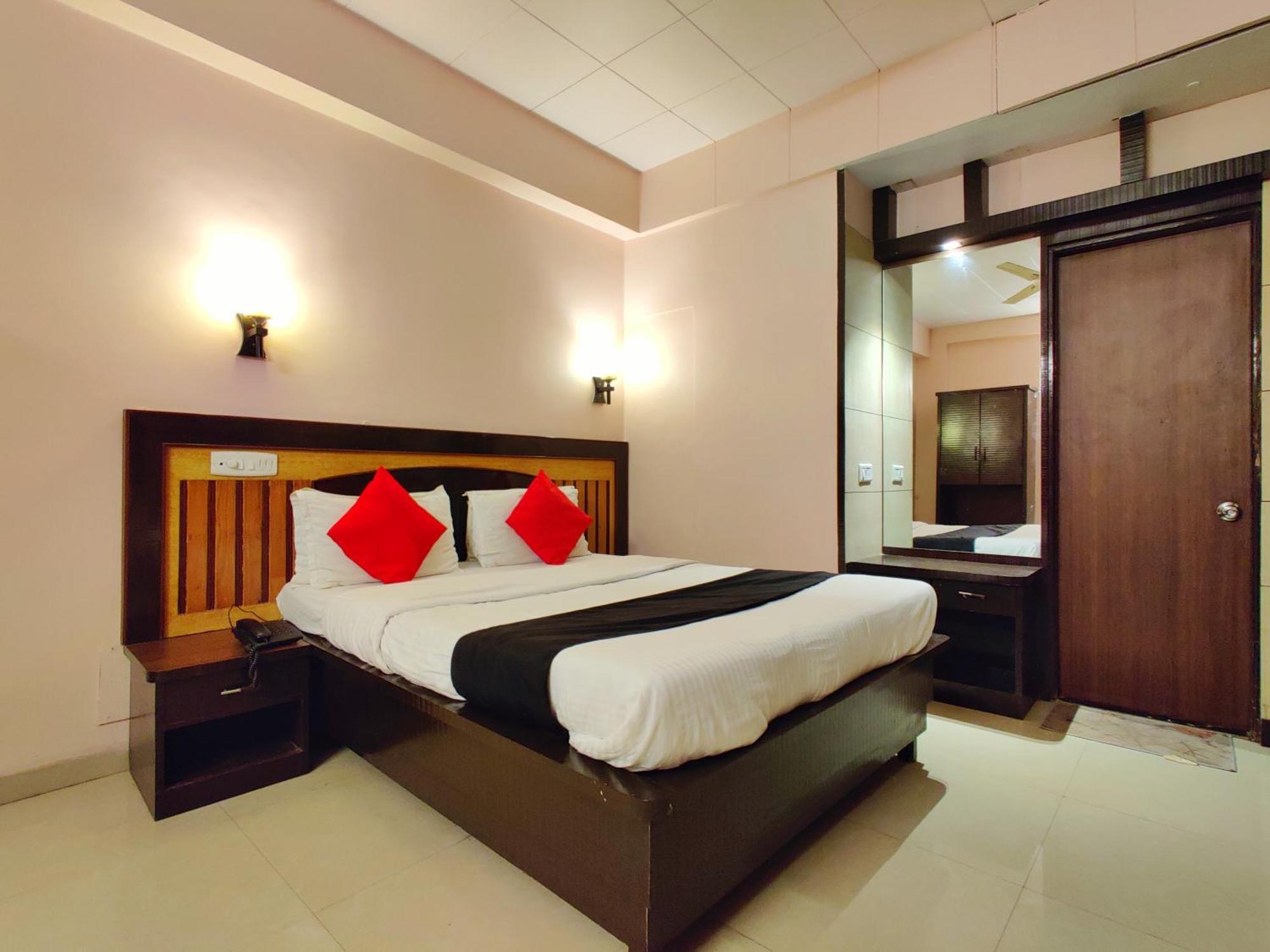 Hotel Pratap Heritage マハバレシュワール エクステリア 写真