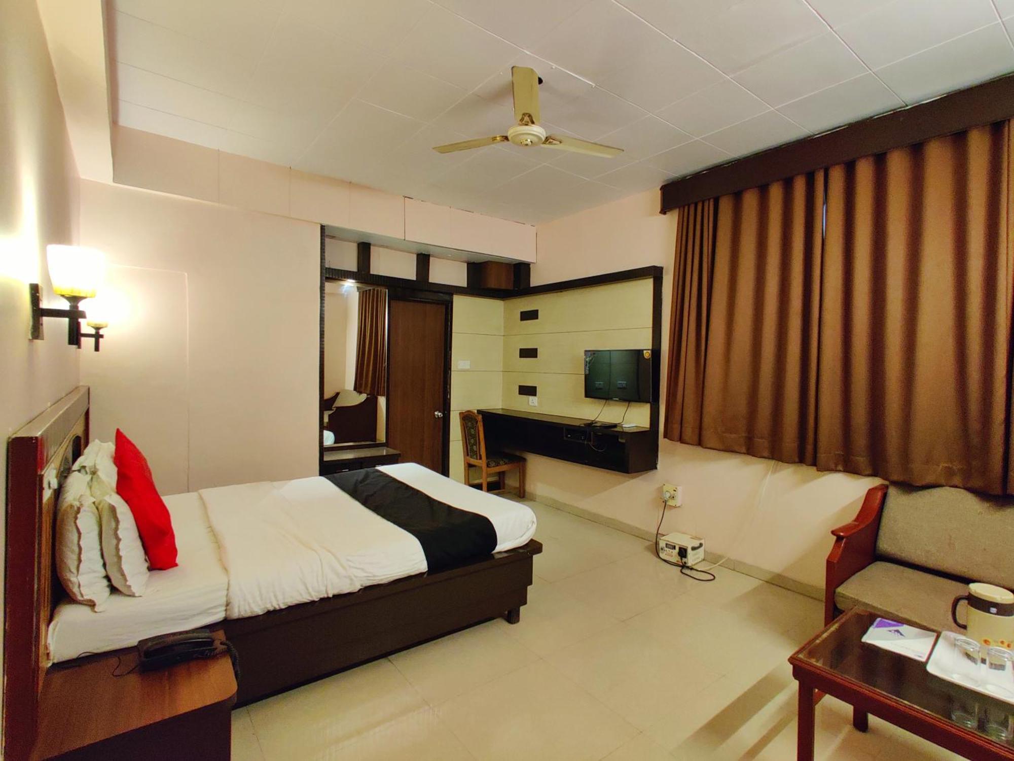 Hotel Pratap Heritage マハバレシュワール エクステリア 写真