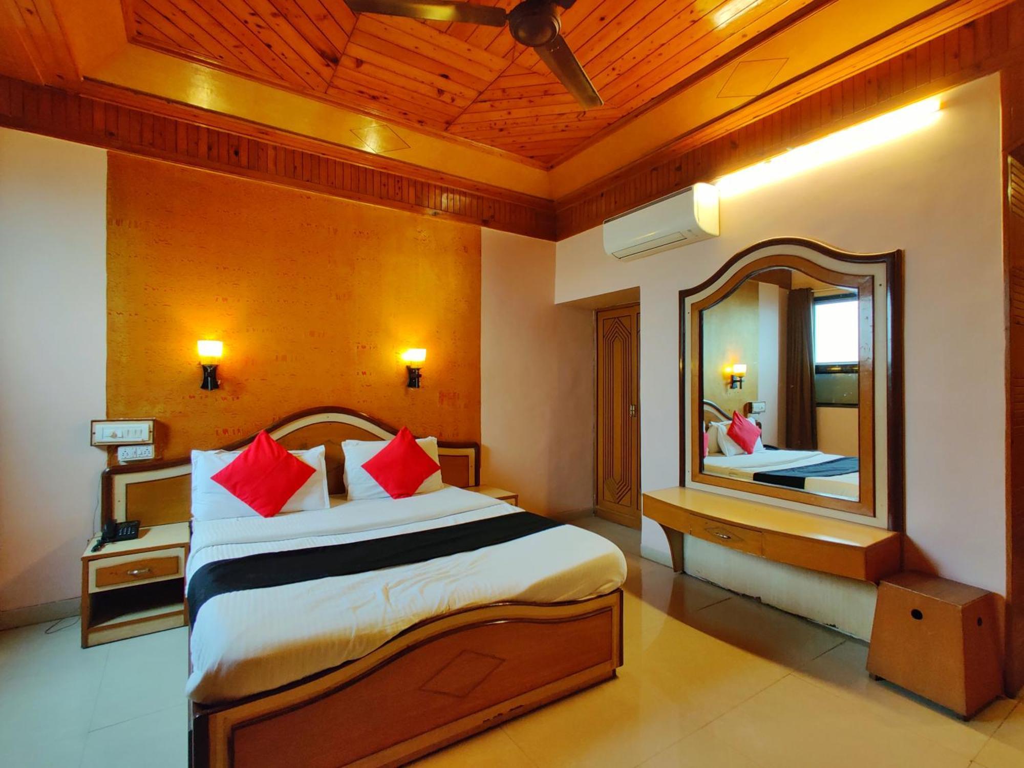 Hotel Pratap Heritage マハバレシュワール エクステリア 写真